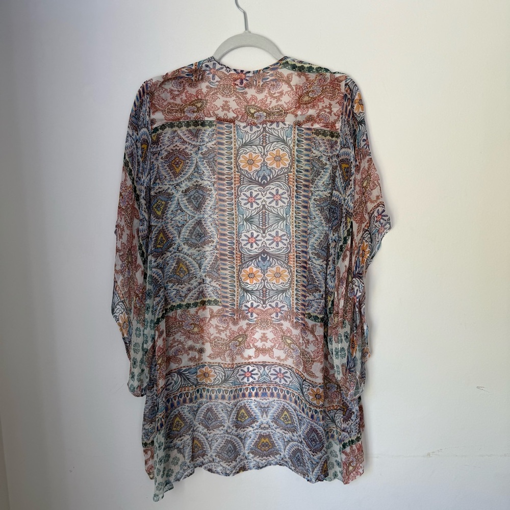 Lightweight Vismaya Boho Floral Kimono - Picture 2 of 4